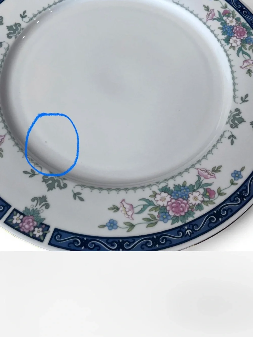 Vintage Lynn’s Dulcina Livingston five piece China place setting
